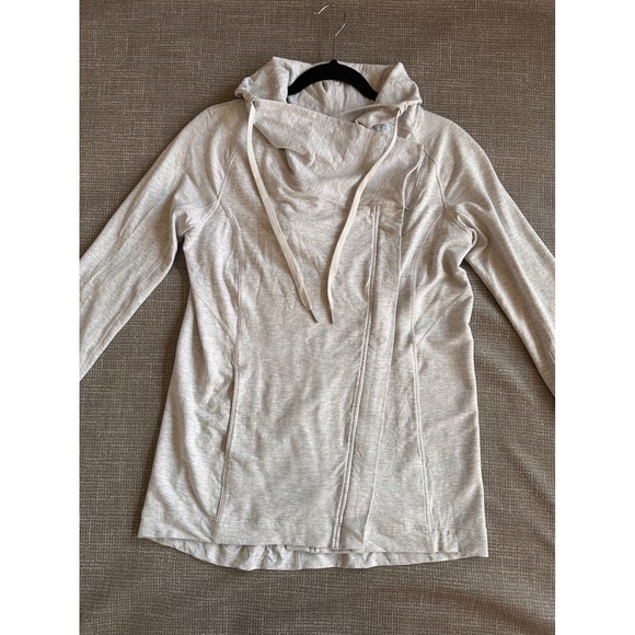 Lululemon Jackets & Blazers - Lululemon Kanto Catch Me Jacket Heathered Grey Asymmetric Zip Size 6 W4AZ6S